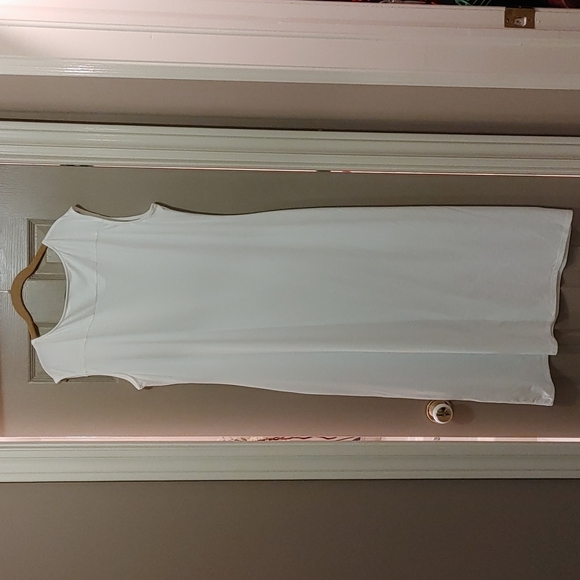 🌻Guillaume Women's Ivory Lounge dress size Large - Picture 3 of 5